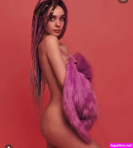 Alina V Ukraine OnlyFans Thumbnail #qYE7fUh2kK