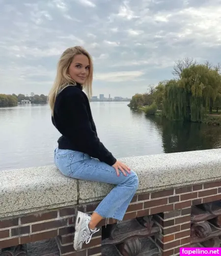 Alina Walbrun OnlyFans Thumbnail #D7JQ5PPKlc