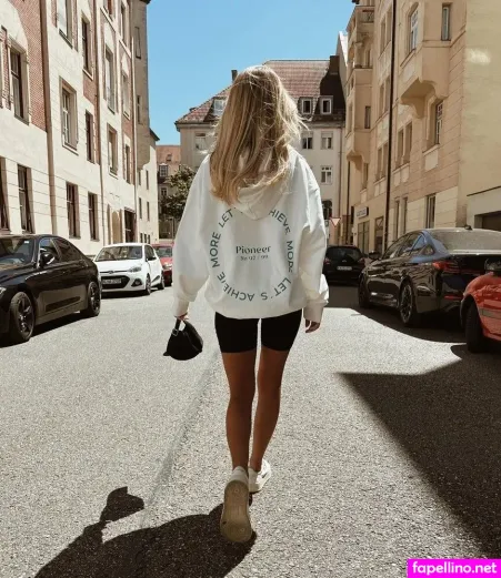 Alina Walbrun OnlyFans Thumbnail #rGO0nS0oM1