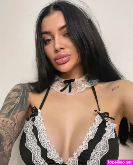 Alina Wanderer OnlyFans Thumbnail #BBlZHkcwaN