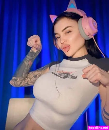 Alina Wanderer OnlyFans Thumbnail #dCmB2yZ3tA