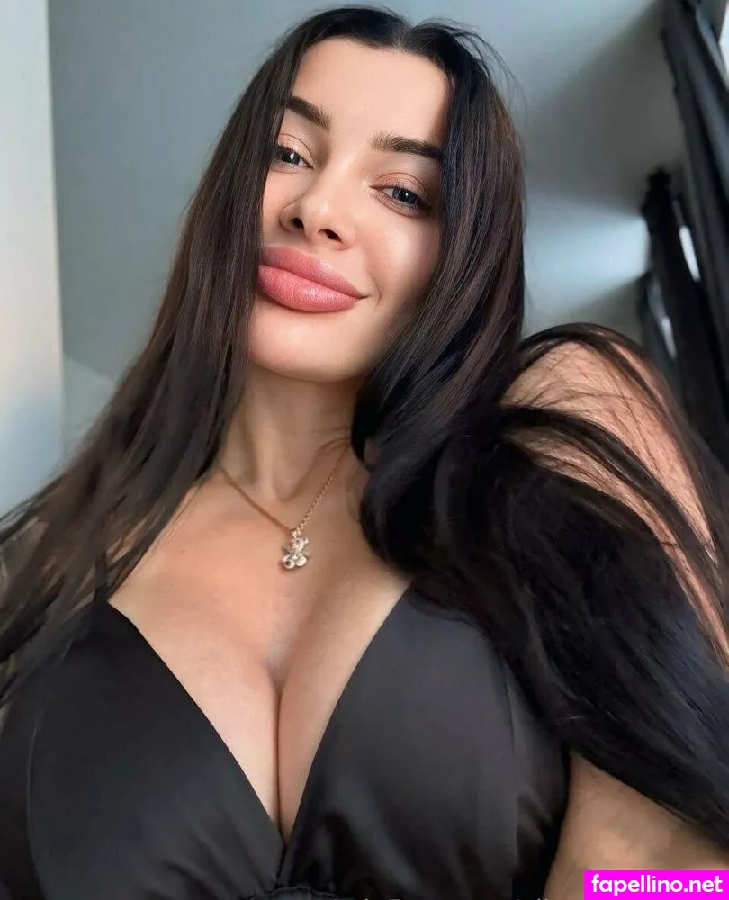 alina_wand, alina_wanderer Nude Leaked OnlyFans Photo #ewaQEI35S5