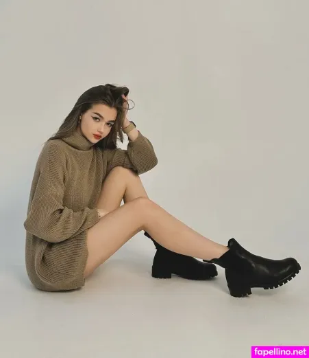 Alina Zaozerskayaaa OnlyFans Thumbnail #xIktJg4hFQ