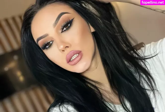 Alina03m OnlyFans Thumbnail #8BcDfUJbsq