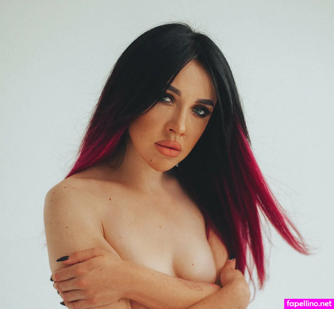 alinabellafree, makeupbyizzyalena Nude Leaked OnlyFans Photo #o7qFp7Nw4i