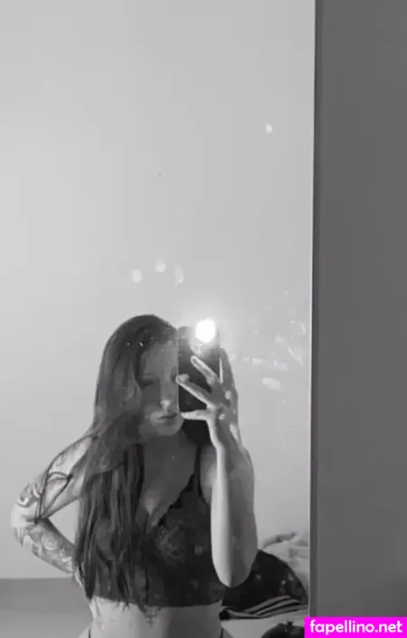 Alinabhm OnlyFans Thumbnail #7BEC4qFsLC