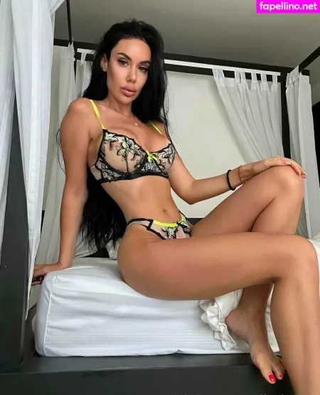 Alinaboobs OnlyFans Thumbnail #6EbphMj4G2