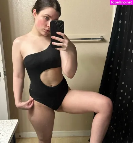 Alinacb OnlyFans Thumbnail #UCiWtjQBxy