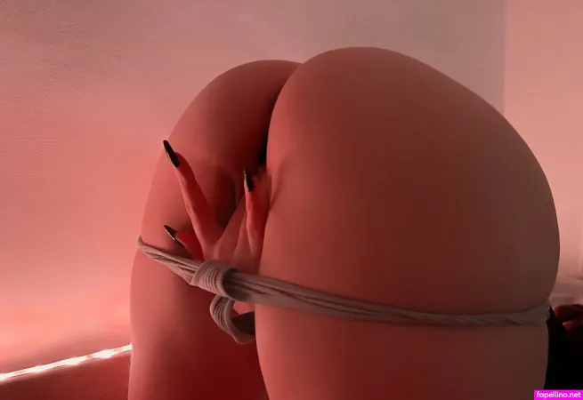 Alinacharm Main Profile Photo