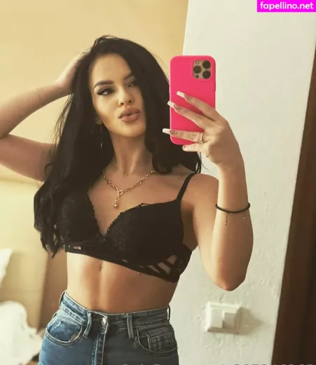 Alinaelenafree OnlyFans Thumbnail #Wc2nkXKotS