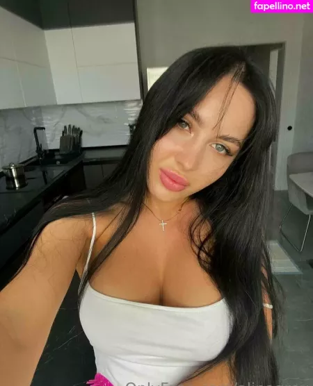 Alinagrey OnlyFans Thumbnail #TyhbDzm2wB