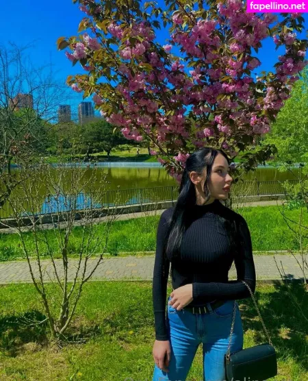 Alinagrey OnlyFans Thumbnail #oQaeJnxwEy