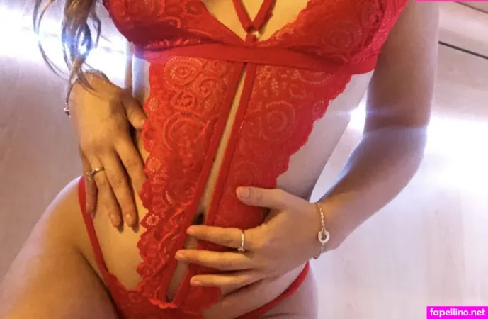 Alinakaminski OnlyFans Thumbnail #uJEFwxgSsO