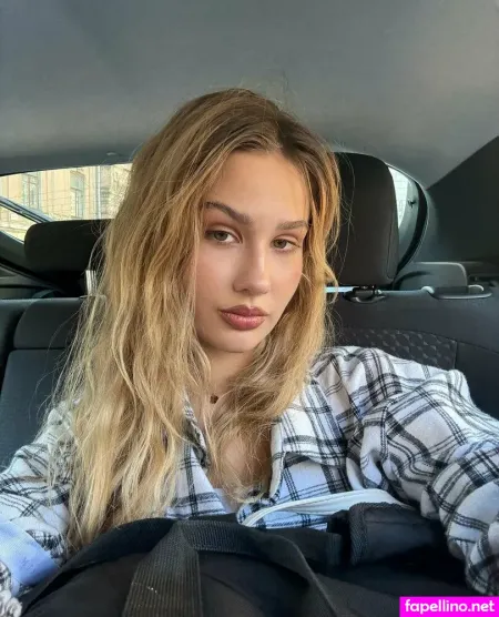 Alinaloveeeee OnlyFans Thumbnail #90Ew8pOAzF