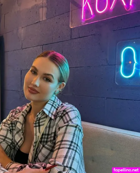 Alinaloveeeee OnlyFans Thumbnail #OylDo5d3NA