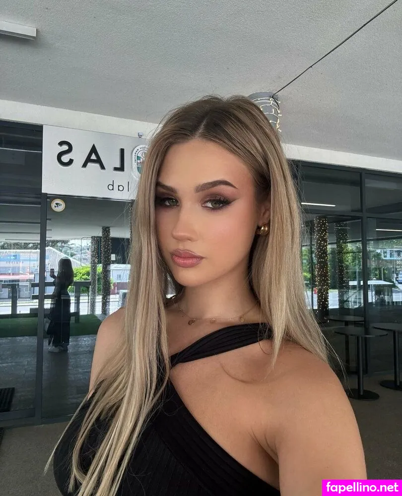 alinaloveee, alinaloveeeee Nude Leaked OnlyFans Photo #me8dmlLRu8