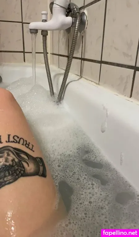 Alinamarto OnlyFans Thumbnail #z1oaytlB65