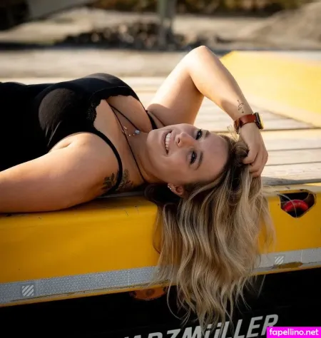 Alinas Landleben OnlyFans Thumbnail #TcOe5Ft2w0