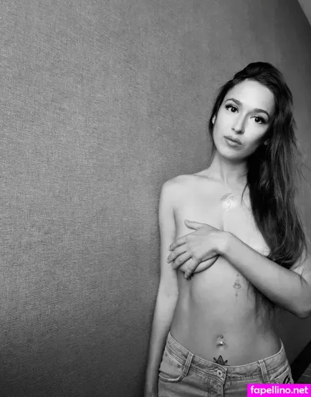 Alinashine OnlyFans Thumbnail #MzqFbGonU9