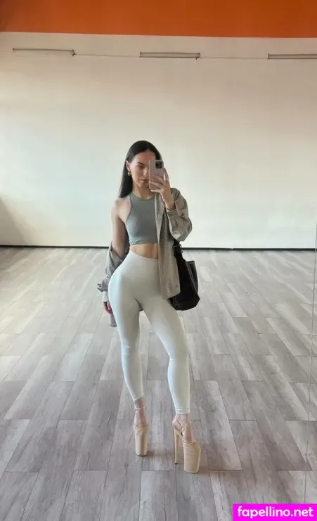 Alinasollo OnlyFans Thumbnail #jRQ796h08X