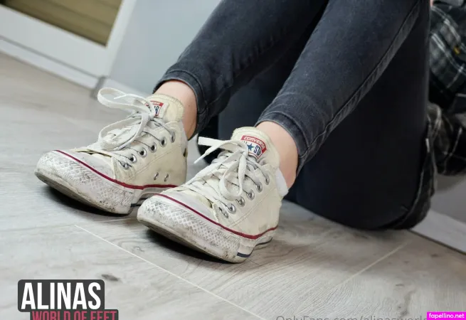 Alinasworldoffeet OnlyFans Thumbnail #QwxqJsqm22