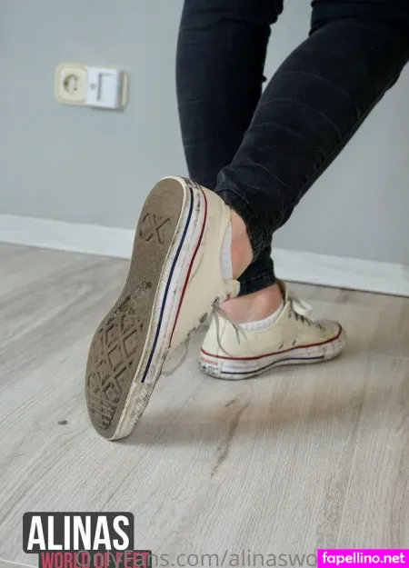 Alinasworldoffeet OnlyFans Thumbnail #qt2SREhSX1