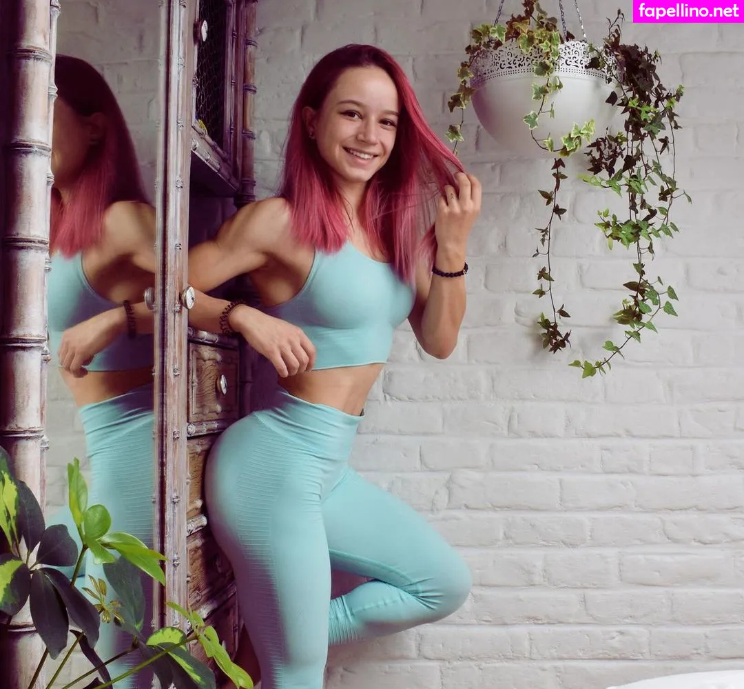 aline_dessine, u121584761 Nude Leaked OnlyFans Photo #BmBiCZF8Xj