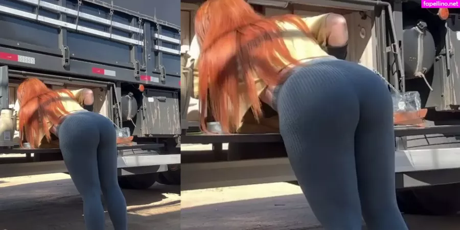 Aline Fuchter Ouriques OnlyFans Thumbnail #DEJbiSKT5w