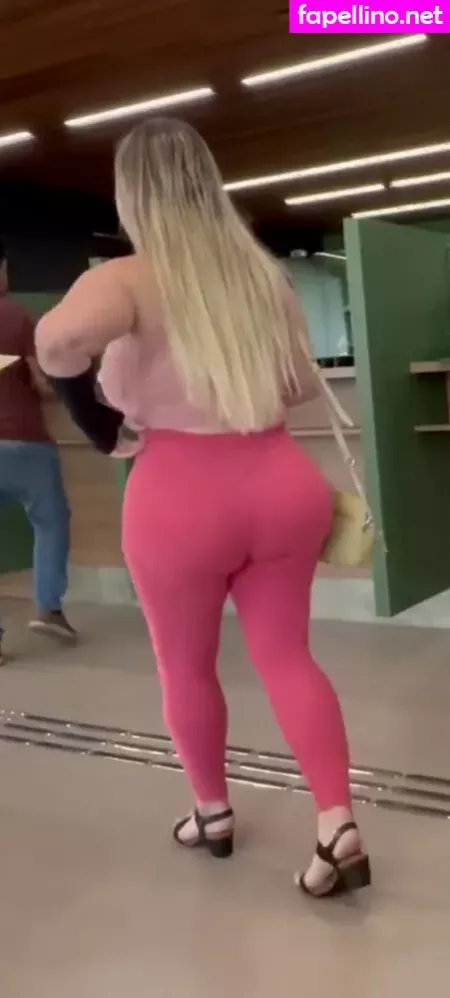 Aline Fuchter Ouriques OnlyFans Thumbnail #IVLdCugQmt
