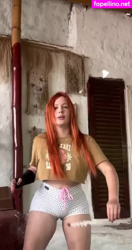 Aline Fuchter Ouriques OnlyFans Thumbnail #dKfbroPpub