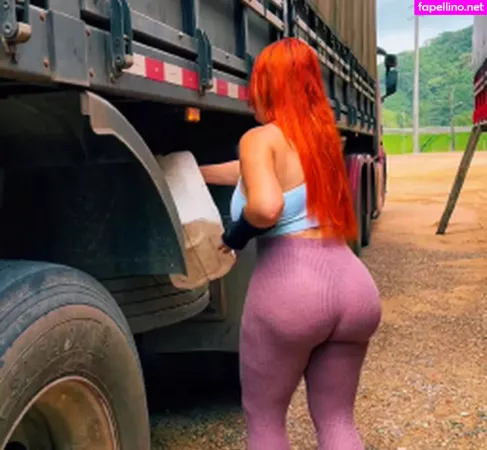 Aline Fuchter Ouriques OnlyFans Thumbnail #doz6tUp6j5