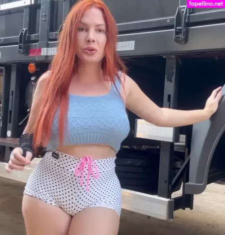 Aline Fuchter Ouriques OnlyFans Thumbnail #nyg6yiCp9m