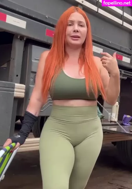 Aline Fuchter Ouriques OnlyFans Thumbnail #v8b5aliVBZ