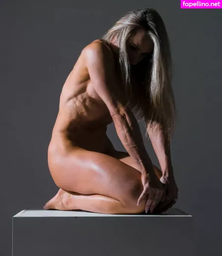 Aline Hirth OnlyFans Thumbnail #8So1S55JWX