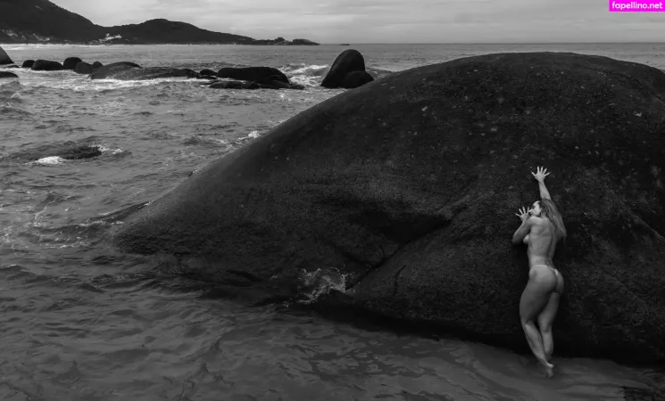 Aline Hirth OnlyFans Thumbnail #N5TzP6sJf9