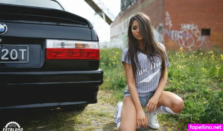 Aline Lima OnlyFans Thumbnail #pepDogLELC