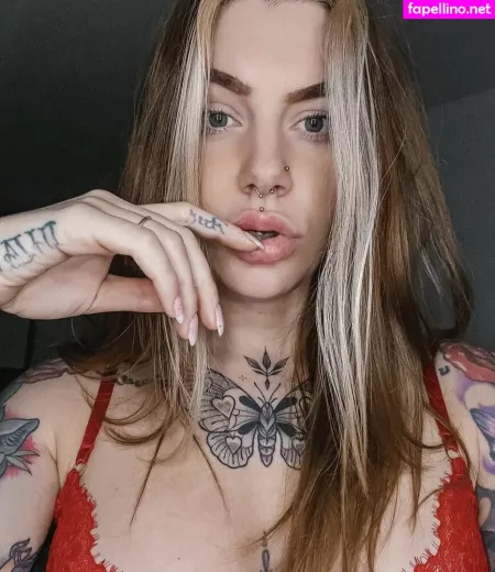 Aline Mc Lovin OnlyFans Thumbnail #3jPKVUpM64