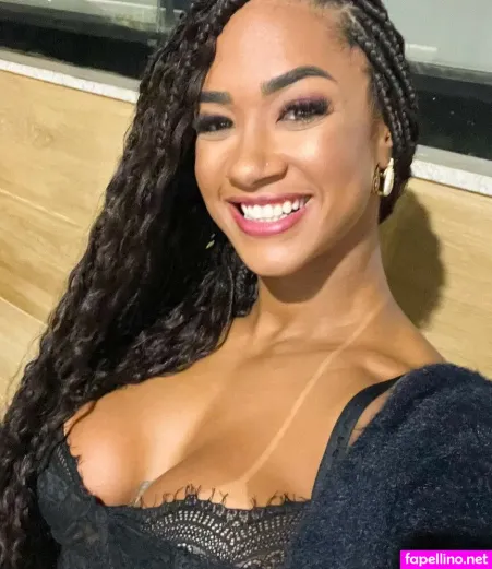 Aline Patriarca OnlyFans Thumbnail #9QfHjxnGBL