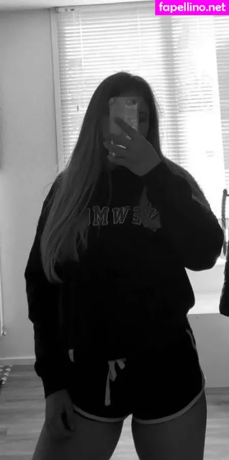 Aline Zwahlen OnlyFans Thumbnail #YuIBgn5Qza