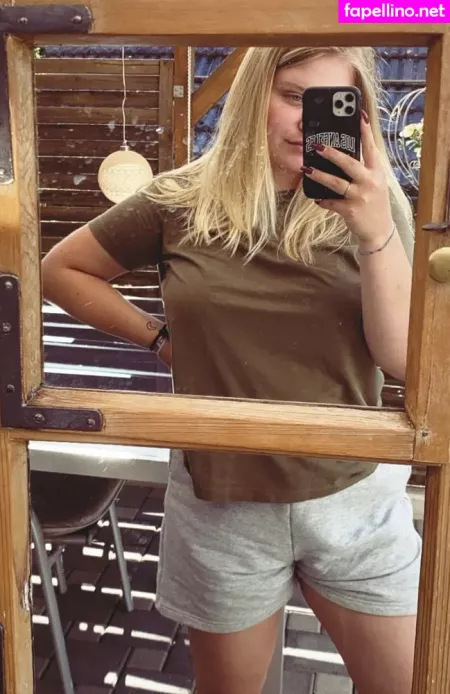 Aline Zwahlen OnlyFans Thumbnail #u9SQ6V2wxE
