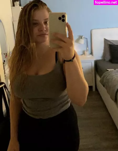 Aline Zwahlen OnlyFans Thumbnail #uQXG26FGme