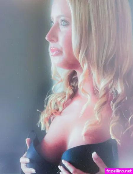 Alipie1689 OnlyFans Thumbnail #JLmrF5Vs59