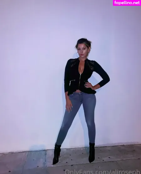 Alirosepb OnlyFans Thumbnail #ElgGrxuZXP