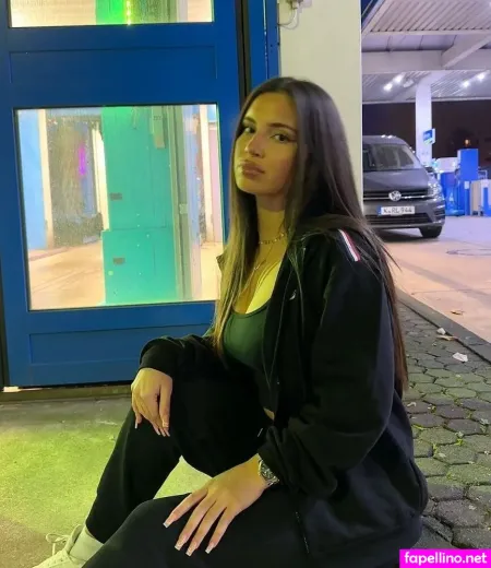 Alisa Cayenne OnlyFans Thumbnail #hgyN8dkqTI