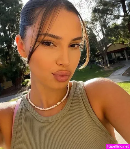 Alisa Cayenne OnlyFans Thumbnail #zVcIhe6IzK