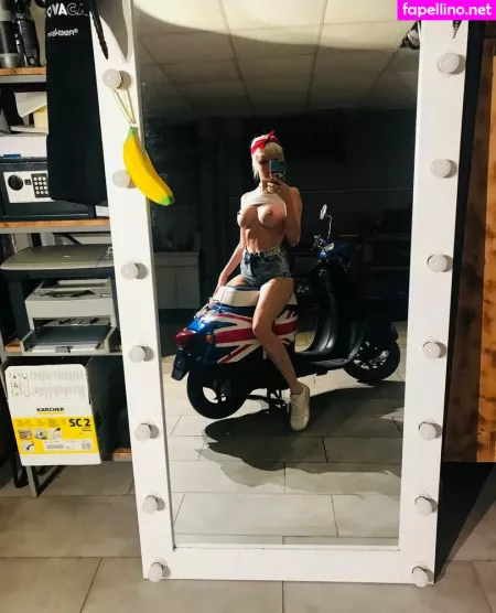 Alisa Liss OnlyFans Thumbnail #NjVueUzh4Q