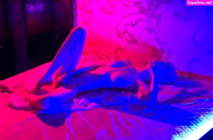 Alisa Liss OnlyFans Thumbnail #xXuIULX5MC