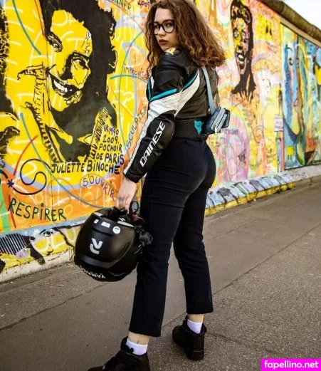 Alisa Mach OnlyFans Thumbnail #Md9ffjVIel