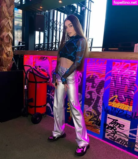 Alisa Rojas OnlyFans Thumbnail #V9jmmfvPHh