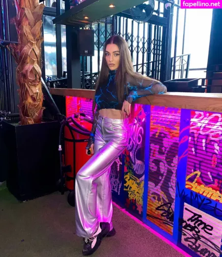 Alisa Rojas OnlyFans Thumbnail #gZZllUIjbd